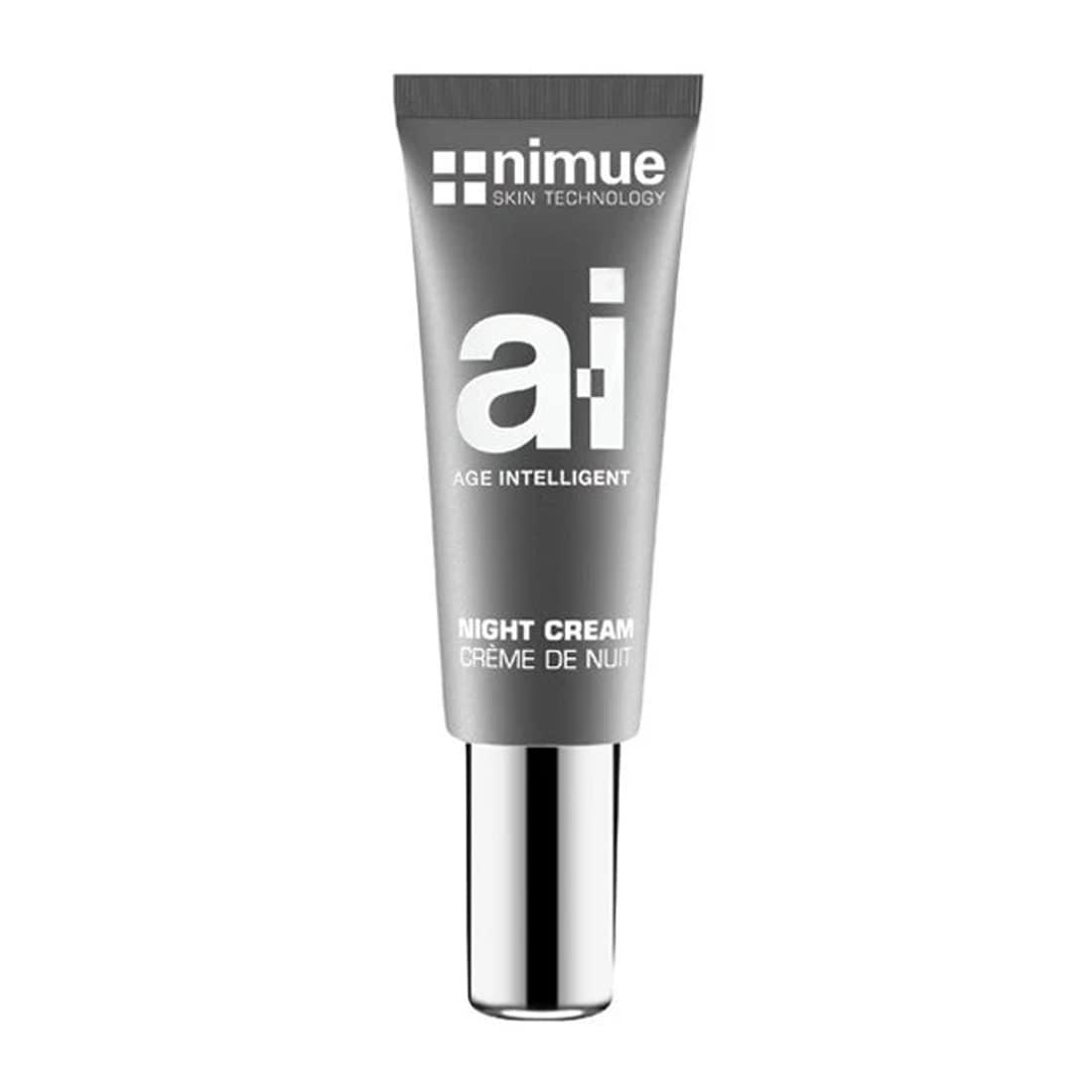 Nimue Age Intelligent Night Cream i sølvfarget pumpeflaske